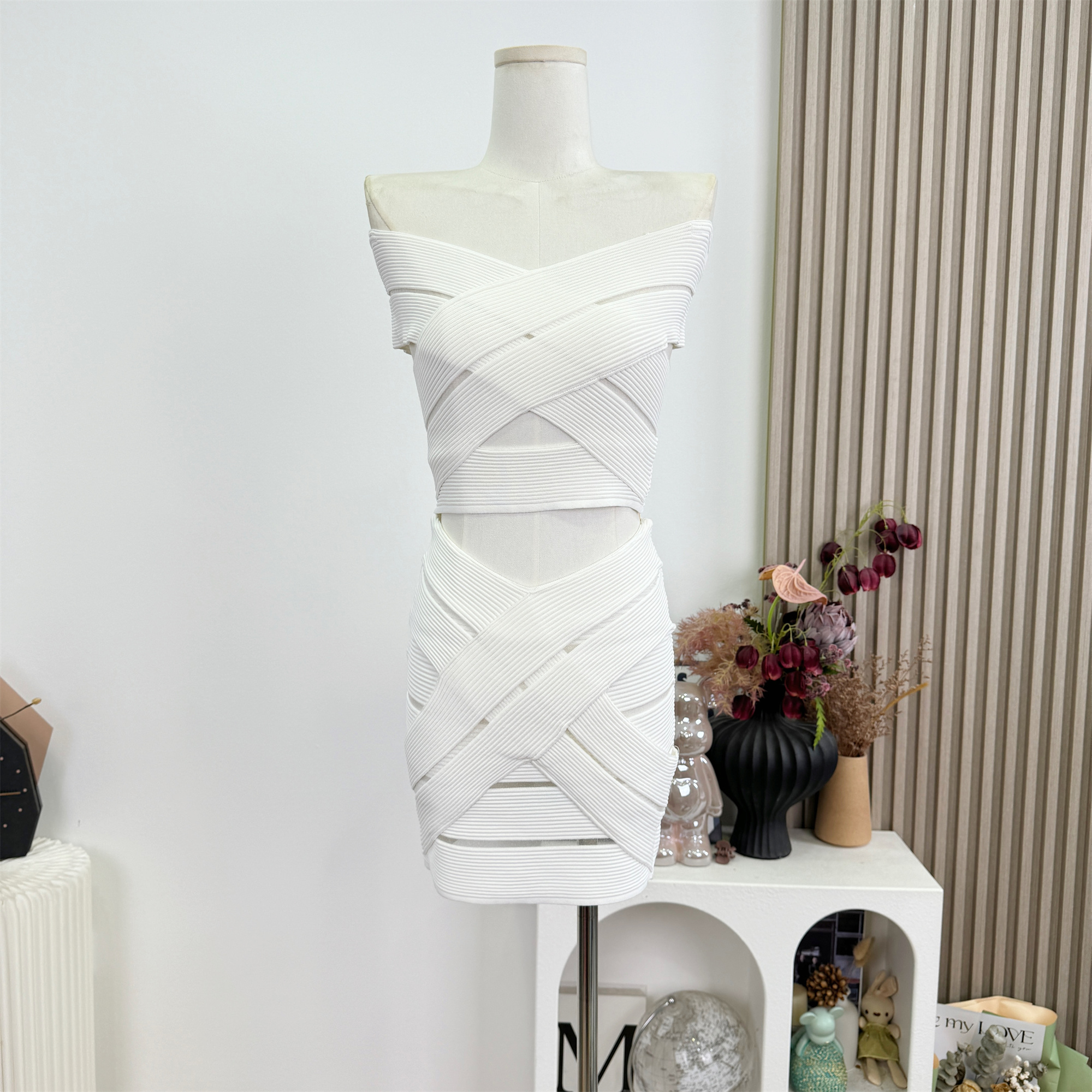 Women's Off-Shoulder Knit Two-Piece Set Slim Fit Bodycon Skirt - Image 3