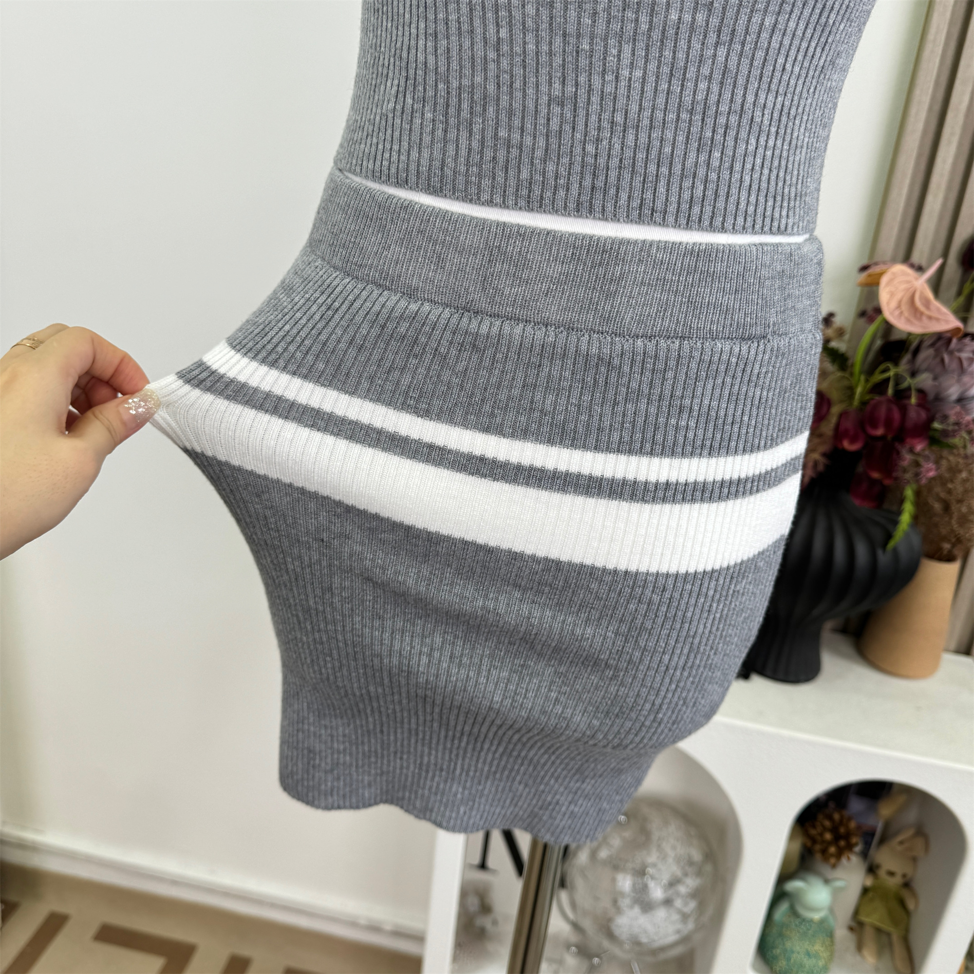 Women's Korean Style Knit Vest and Skirt Set Summer Gray - Image 3