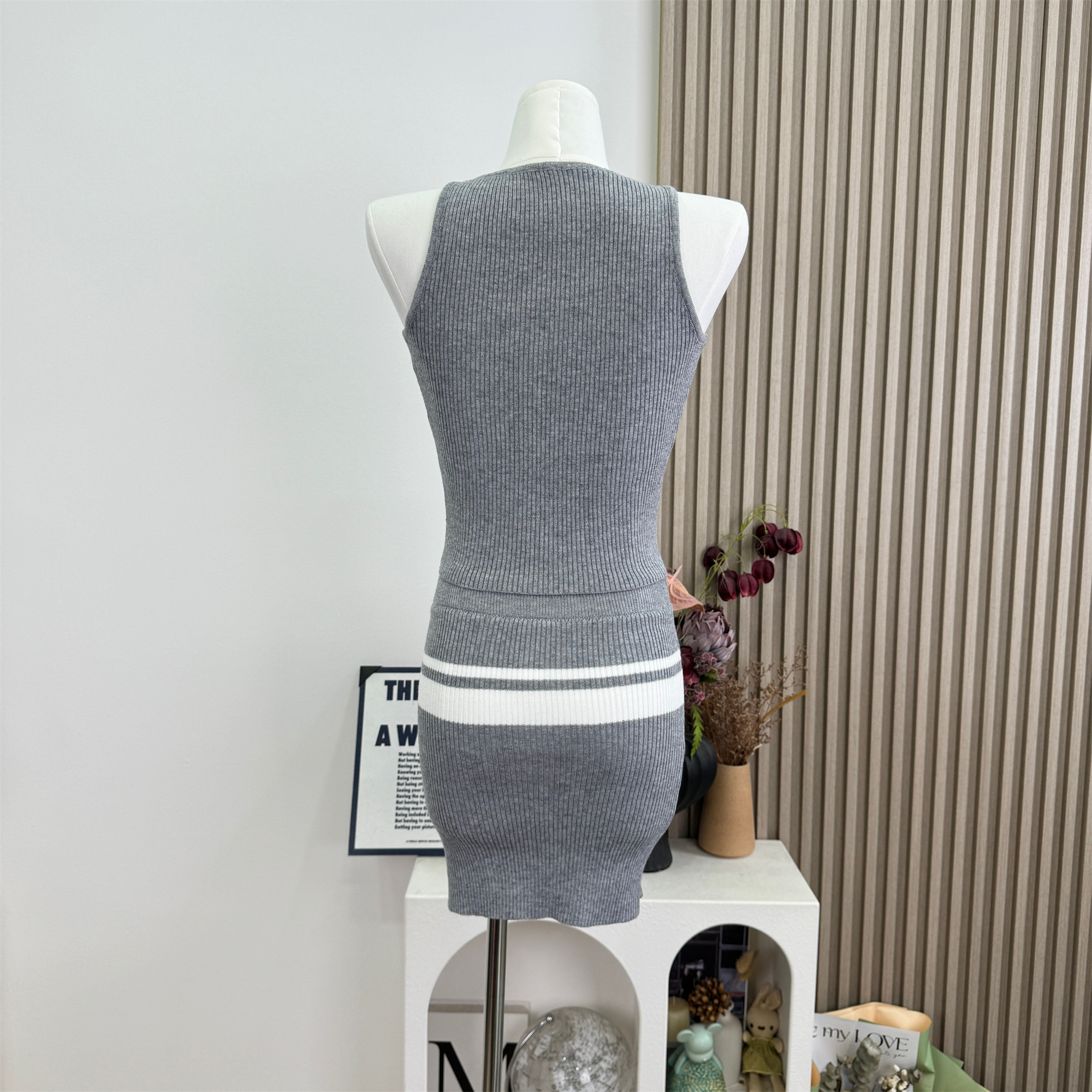 Women's Korean Style Knit Vest and Skirt Set Summer Gray - Image 4