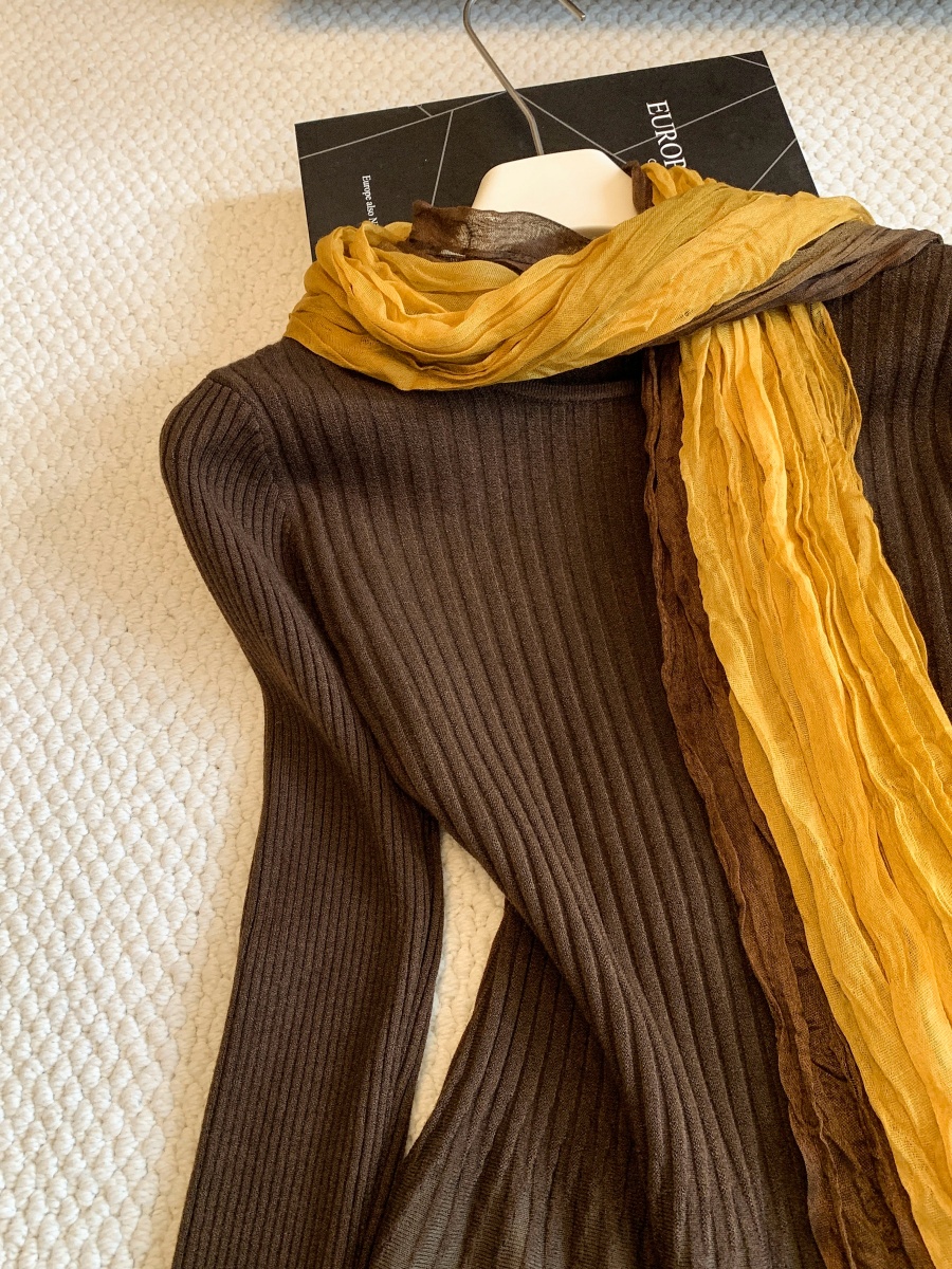 Early Autumn Mesh Knit Long Sleeve Top with Gradient Tulle Scarf Two Piece Set - Image 4